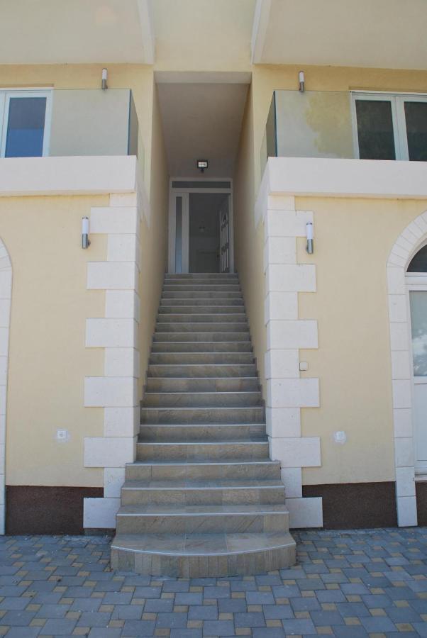 בטינה Villa Danica Murter מראה חיצוני תמונה